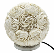 dekorativn� boho lampa z mo�sk�ch mu�l� 20